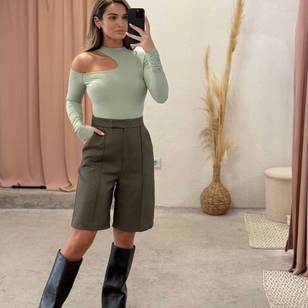 Elegantne bermude Elegantne bermude