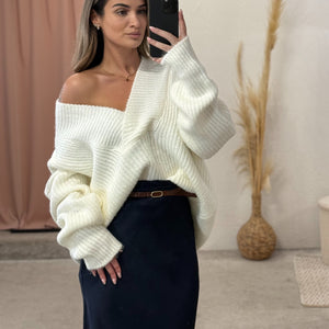 Džemper sa V-izrezom