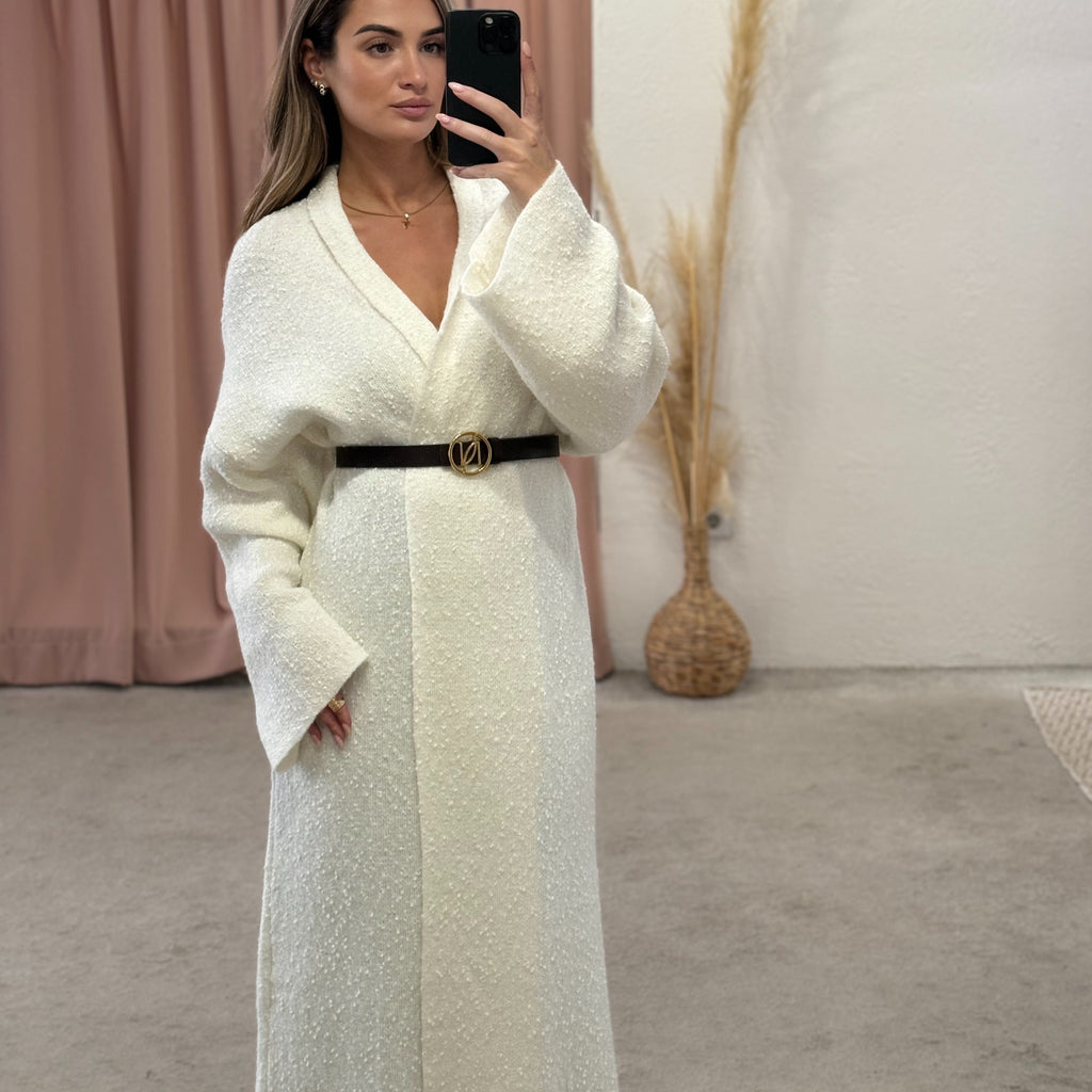 Dugi džemper sa sitnom bobičastom teksturom Dugi džemper sa sitnom bobičastom teksturom