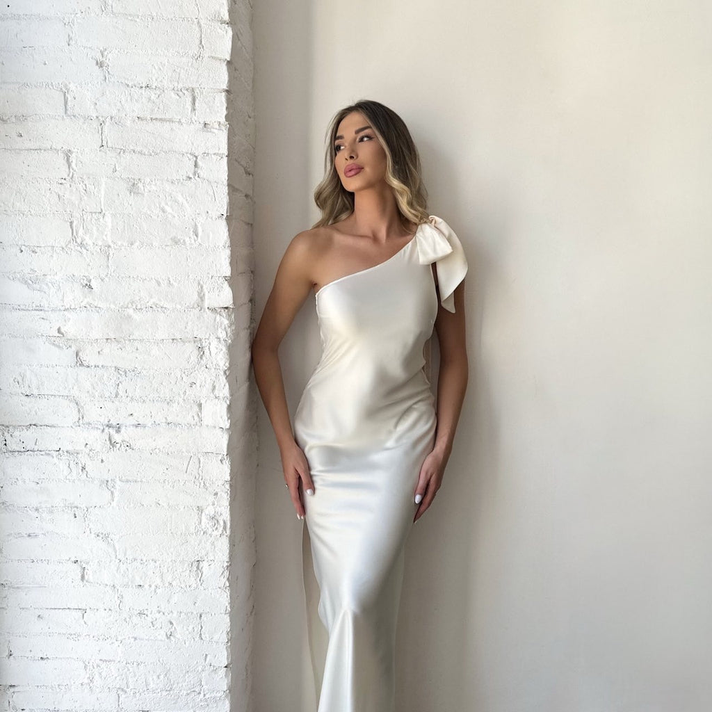 elegant one shoulder satin gown elegant one shoulder satin gown