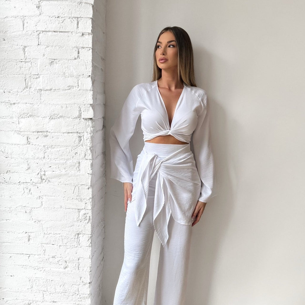 white long sleeve wrap top and pants outfit white long sleeve wrap top and pants outfit