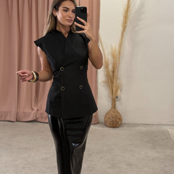 Prsluk sa dvorednim kopčanjem Prsluk sa dvorednim kopčanjem