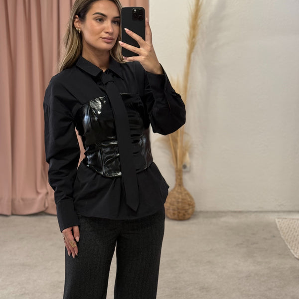 Košulja sa kravatom Košulja sa kravatom