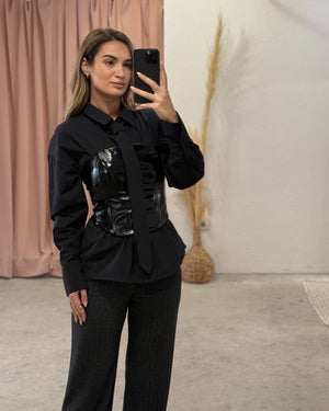 Košulja sa kravatom