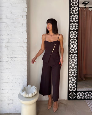 Komplet sa zlatnim dugmićima