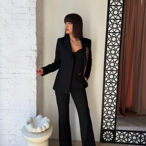 Trodijelno odijelo sa maramom